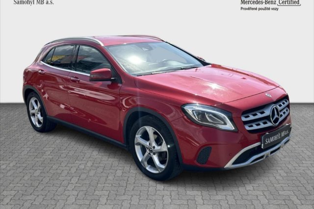 Mercedes-Benz GLA galerie
