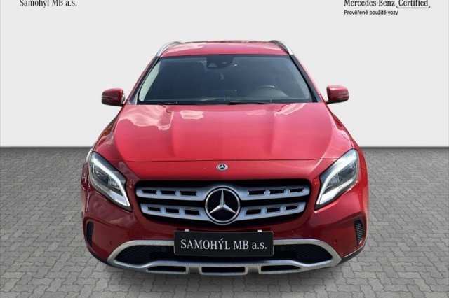 Mercedes-Benz GLA galerie