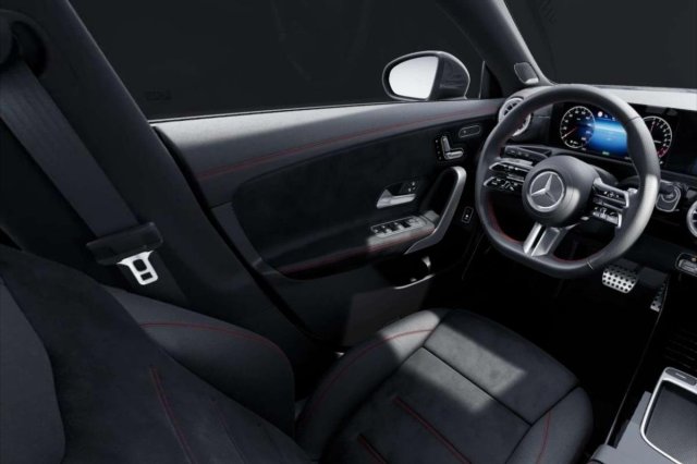 Mercedes-Benz CLA galerie