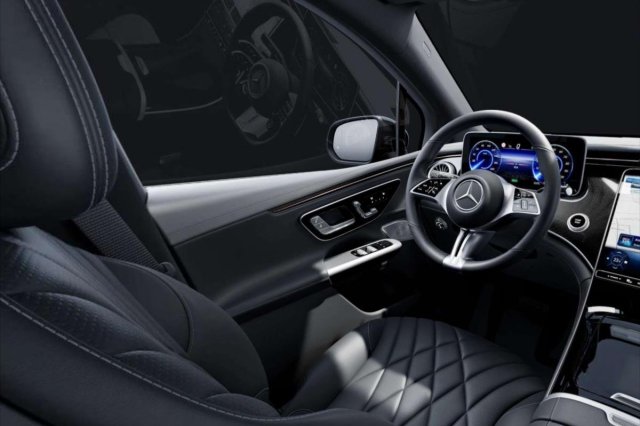 Mercedes-Benz EQE galerie