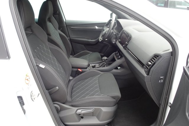 Škoda Karoq galerie
