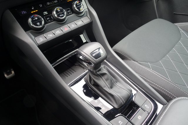 Škoda Karoq galerie