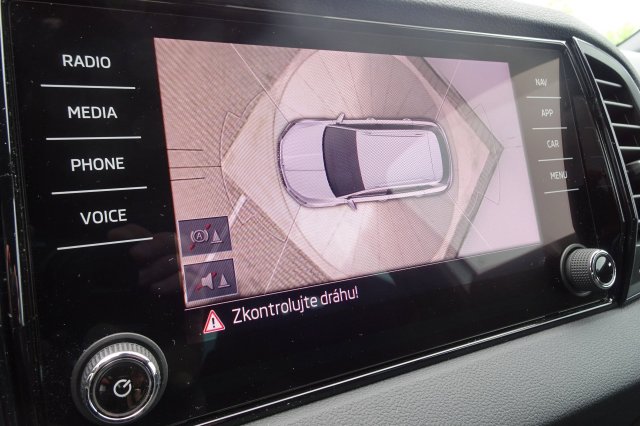 Škoda Karoq galerie