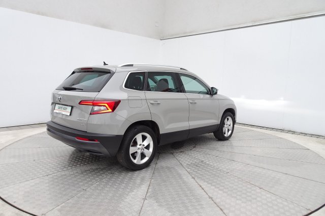 Škoda Karoq galerie