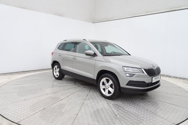 Škoda Karoq galerie