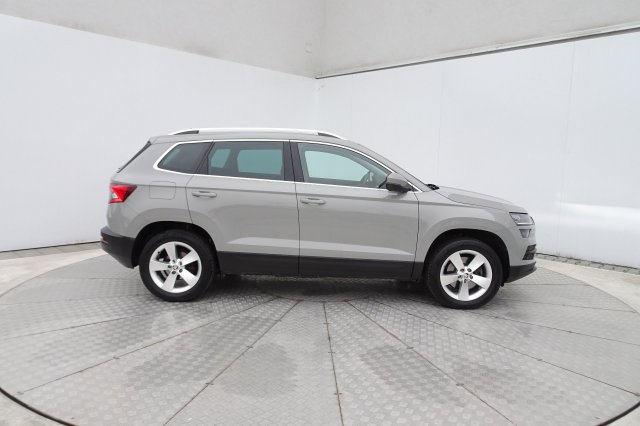 Škoda Karoq galerie