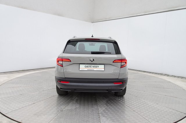 Škoda Karoq galerie
