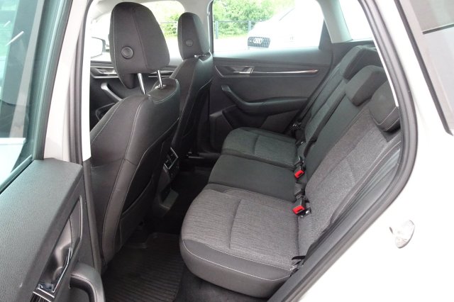 Škoda Karoq galerie
