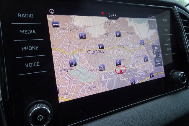 Škoda Karoq galerie