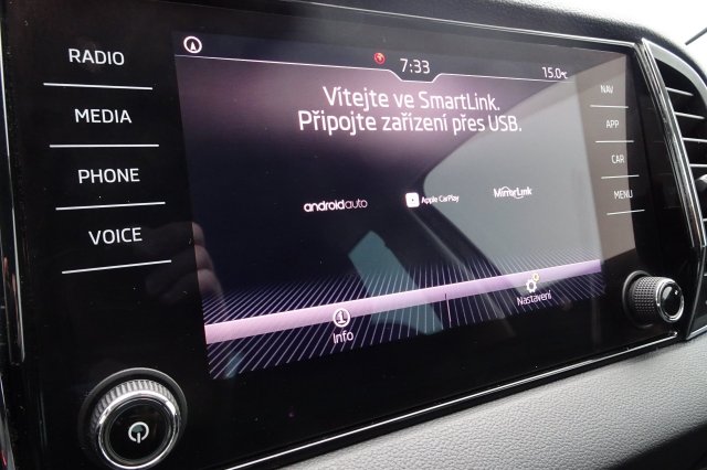 Škoda Karoq galerie
