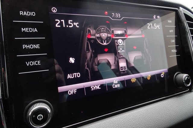 Škoda Karoq galerie
