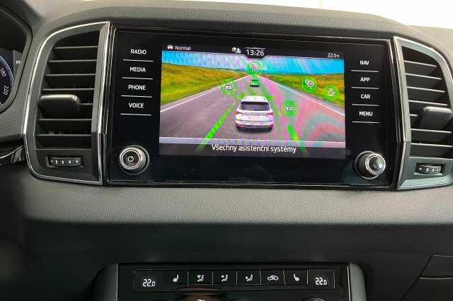 Škoda Karoq galerie