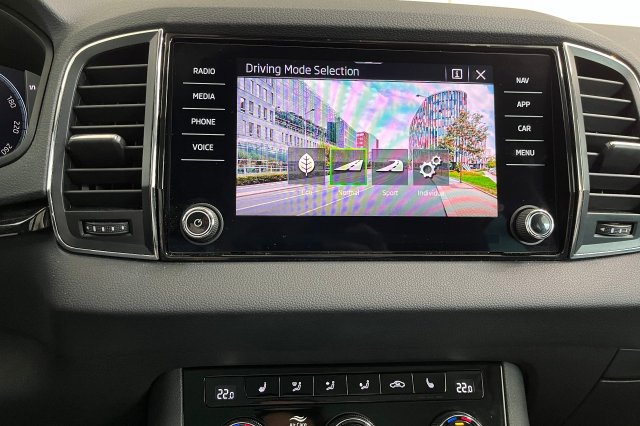 Škoda Karoq galerie