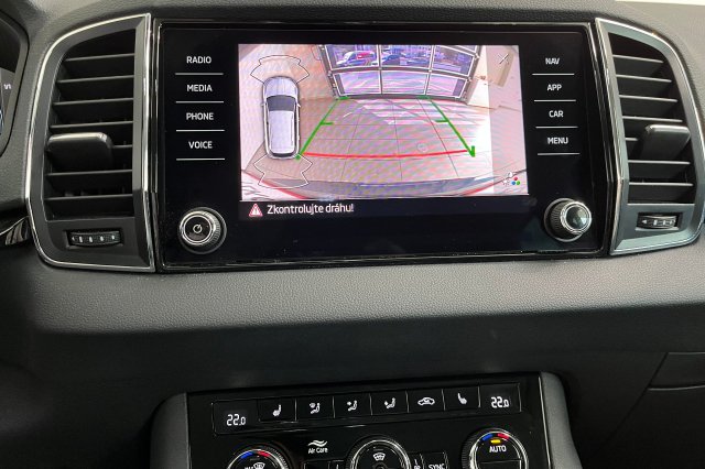 Škoda Karoq galerie