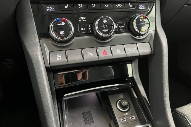 Škoda Karoq galerie