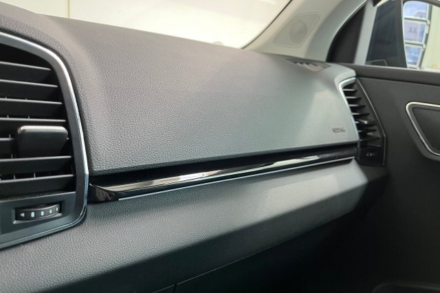 Škoda Karoq galerie