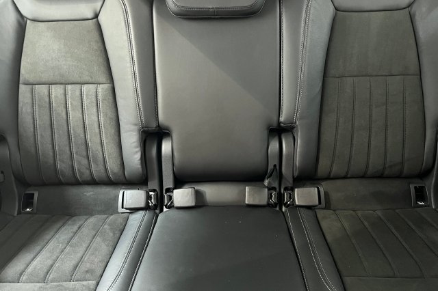 Škoda Karoq galerie