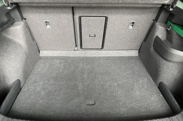 Škoda Karoq galerie