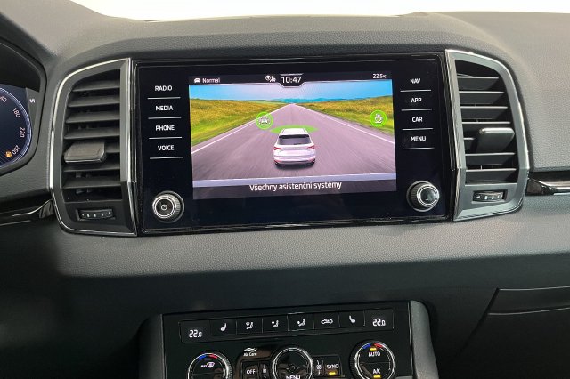 Škoda Karoq galerie