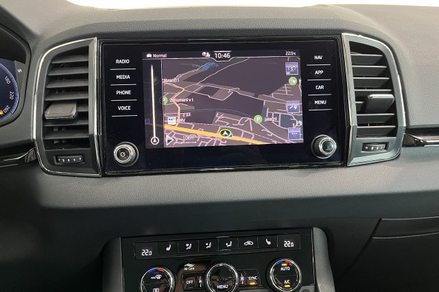 Škoda Karoq galerie