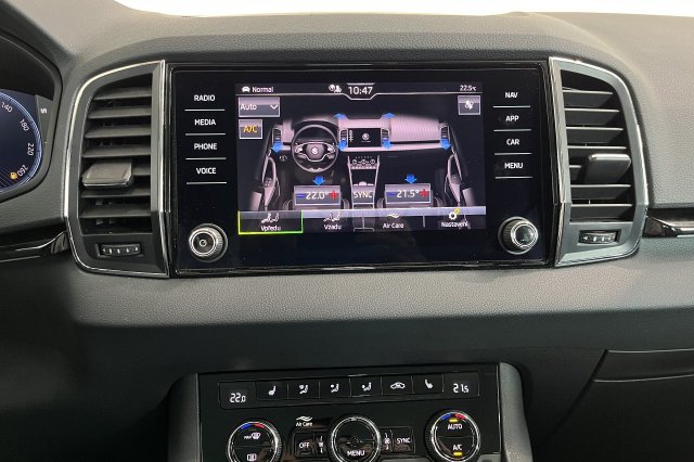 Škoda Karoq galerie