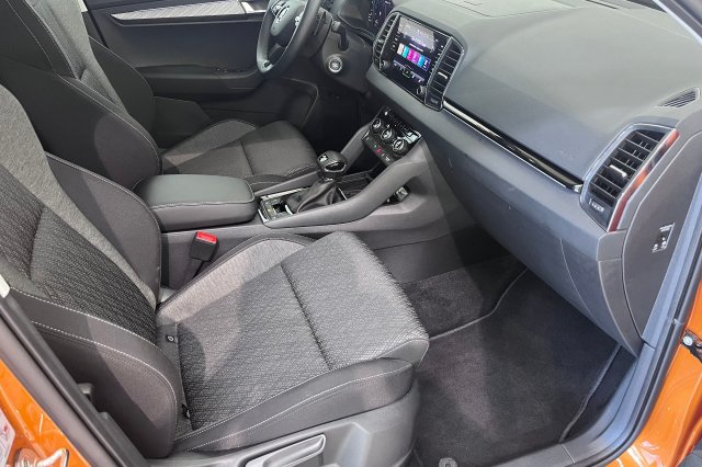 Škoda Karoq galerie