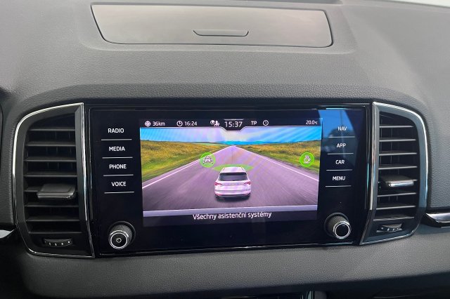 Škoda Karoq galerie