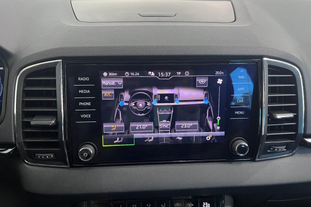 Škoda Karoq galerie