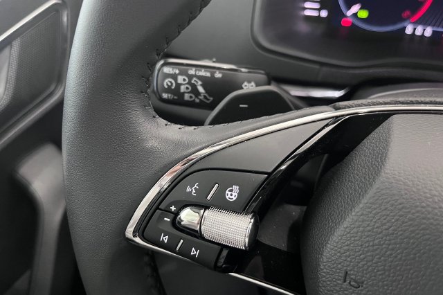 Škoda Karoq galerie
