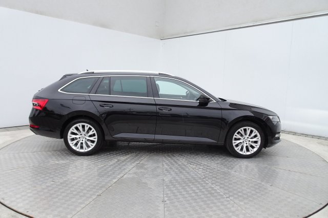 Škoda Superb galerie