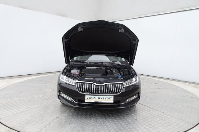 Škoda Superb galerie