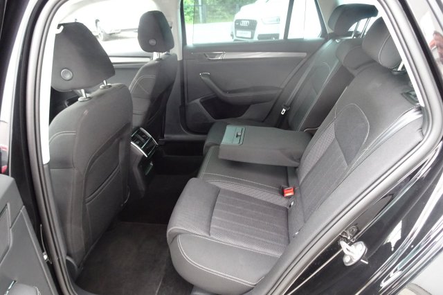 Škoda Superb galerie