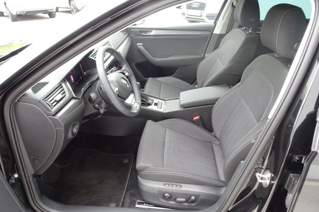 Škoda Superb galerie