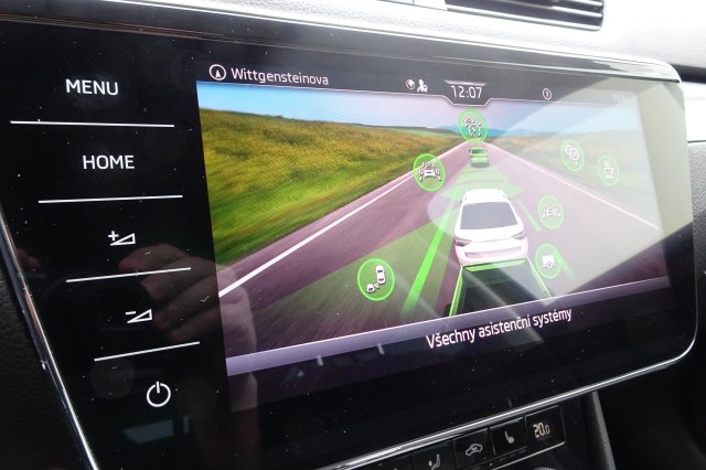 Škoda Superb galerie