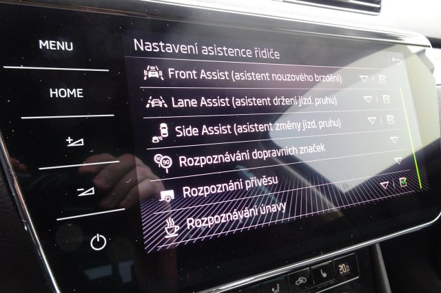 Škoda Superb galerie