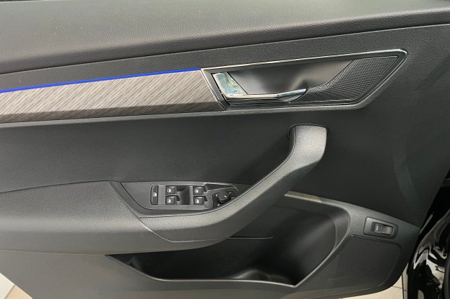 Škoda Karoq galerie