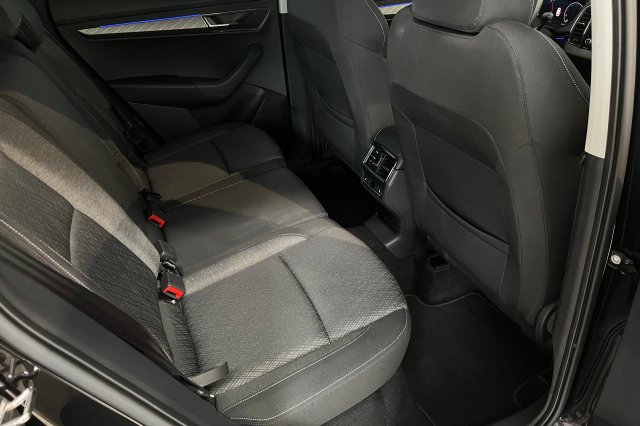 Škoda Karoq galerie
