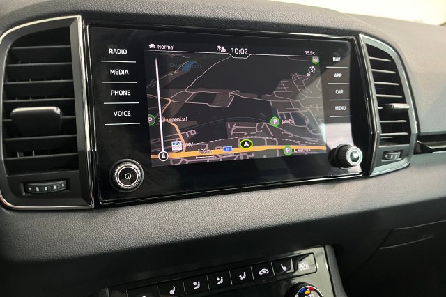 Škoda Karoq galerie