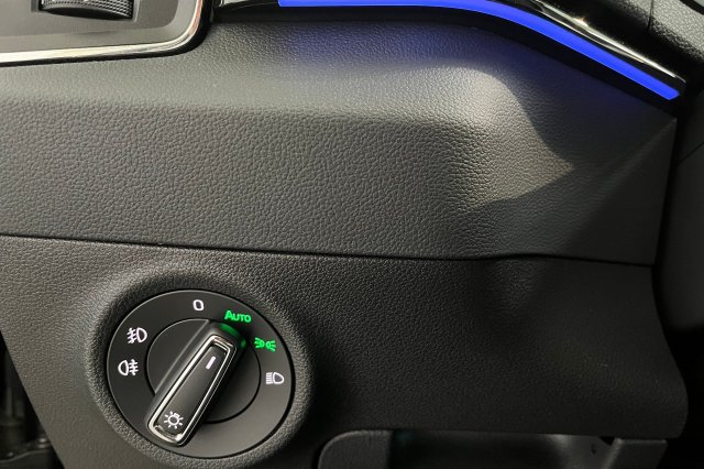 Škoda Karoq galerie
