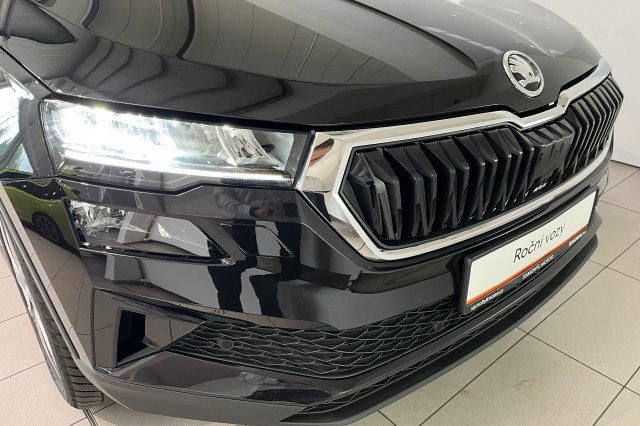 Škoda Karoq galerie