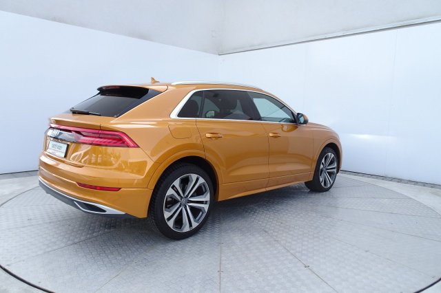 Audi Q8 galerie