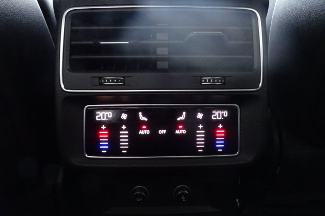 Audi Q8 galerie