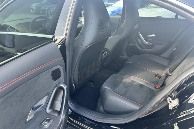 Mercedes-Benz CLA galerie