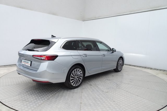 Škoda Superb galerie
