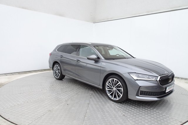 Škoda Superb galerie