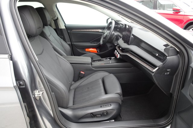 Škoda Superb galerie