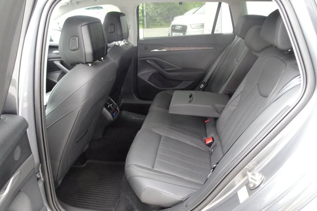 Škoda Superb galerie
