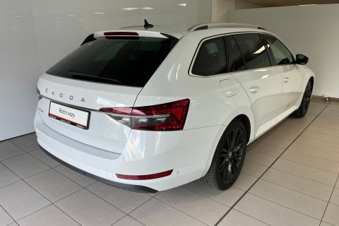 Škoda Superb galerie