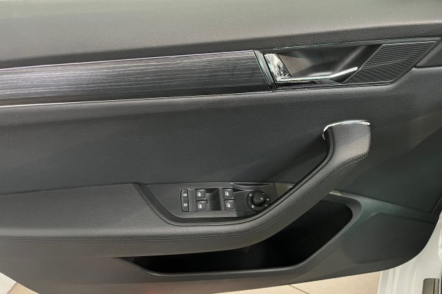 Škoda Superb galerie