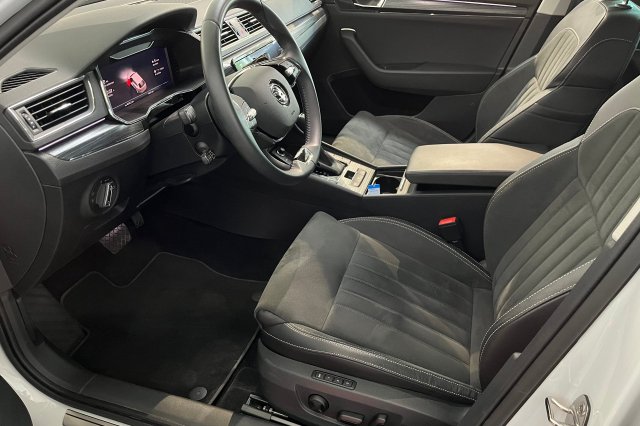 Škoda Superb galerie
